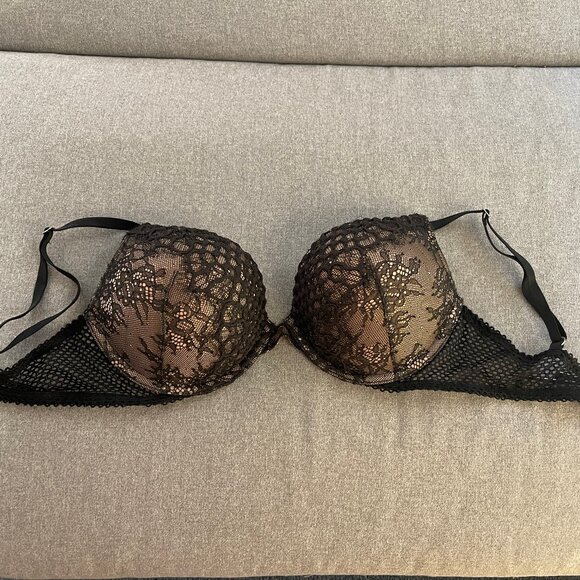 Victoria's Secret Bombshell Plunge Push-up Lace Bra Size 34C - Picture 2 of 6